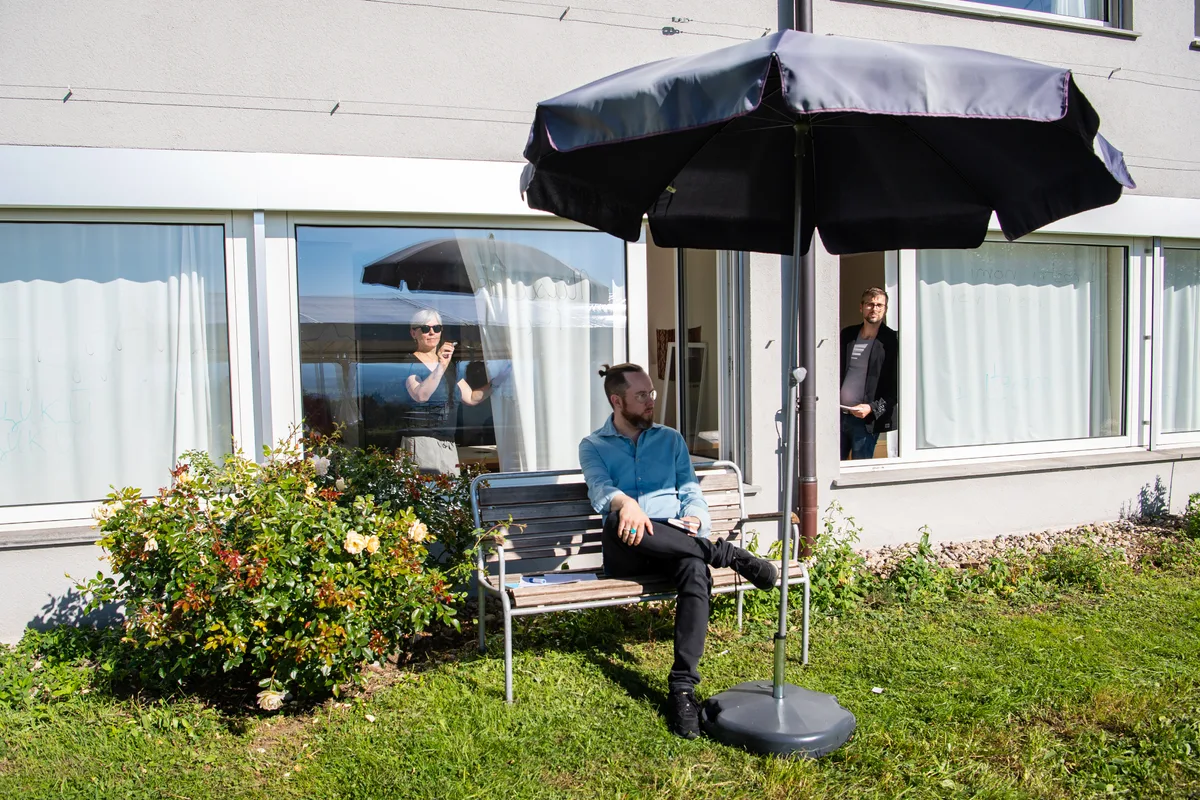 Sieht nach Urlaub aus - ist aber Kunst. Zu geniessen am Samstag.