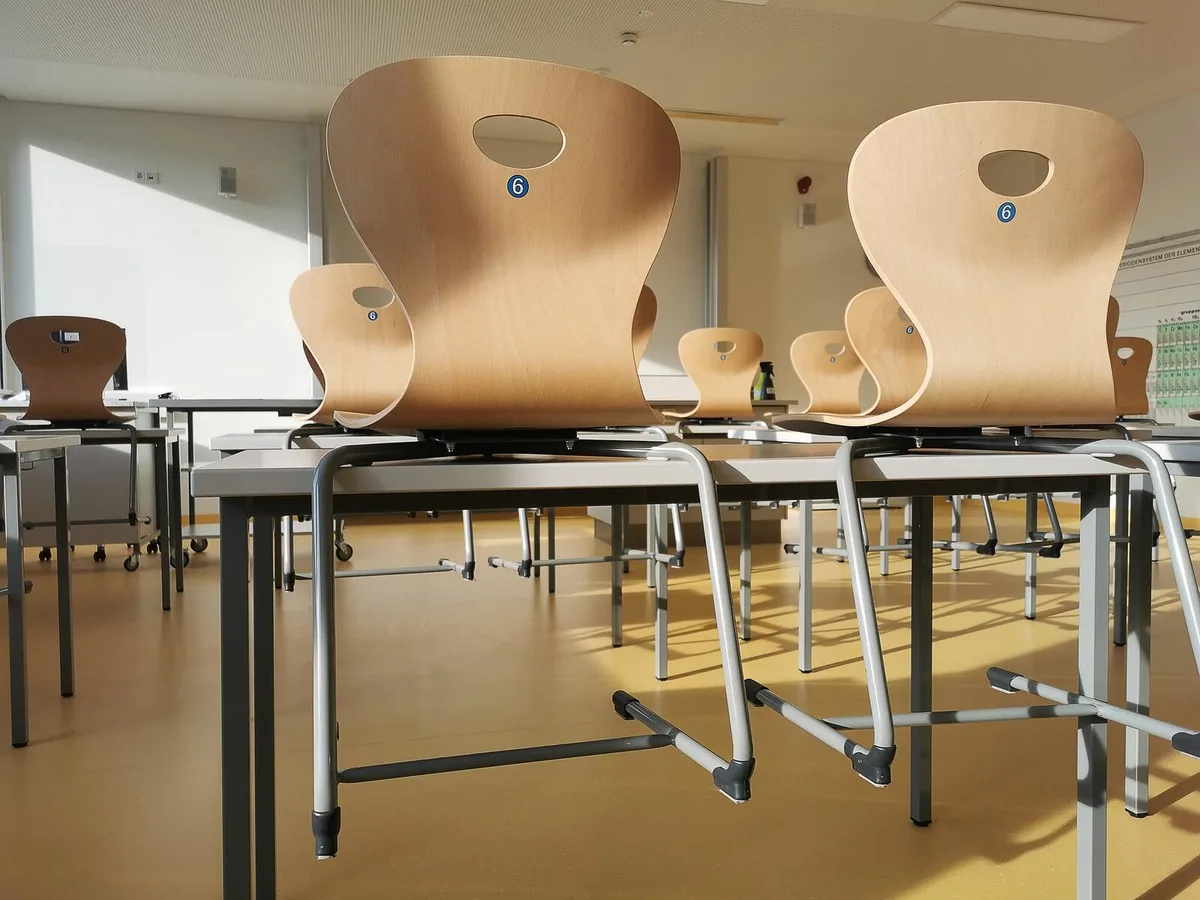 class-5982708_1920 ,