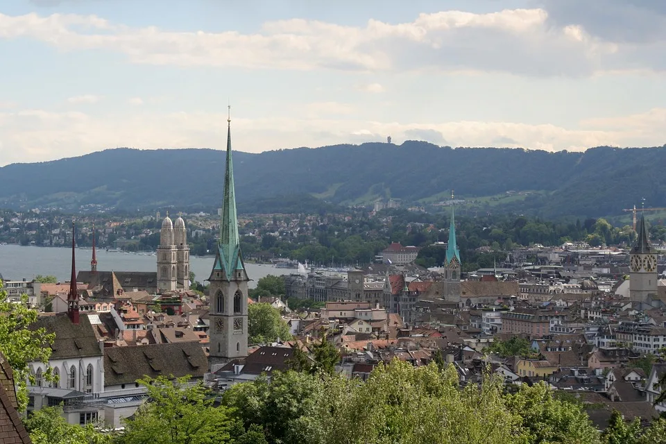 https-zueriost-ch-sites-default-files-media-2021-10-07-zurich-2694280_960_720-jpg