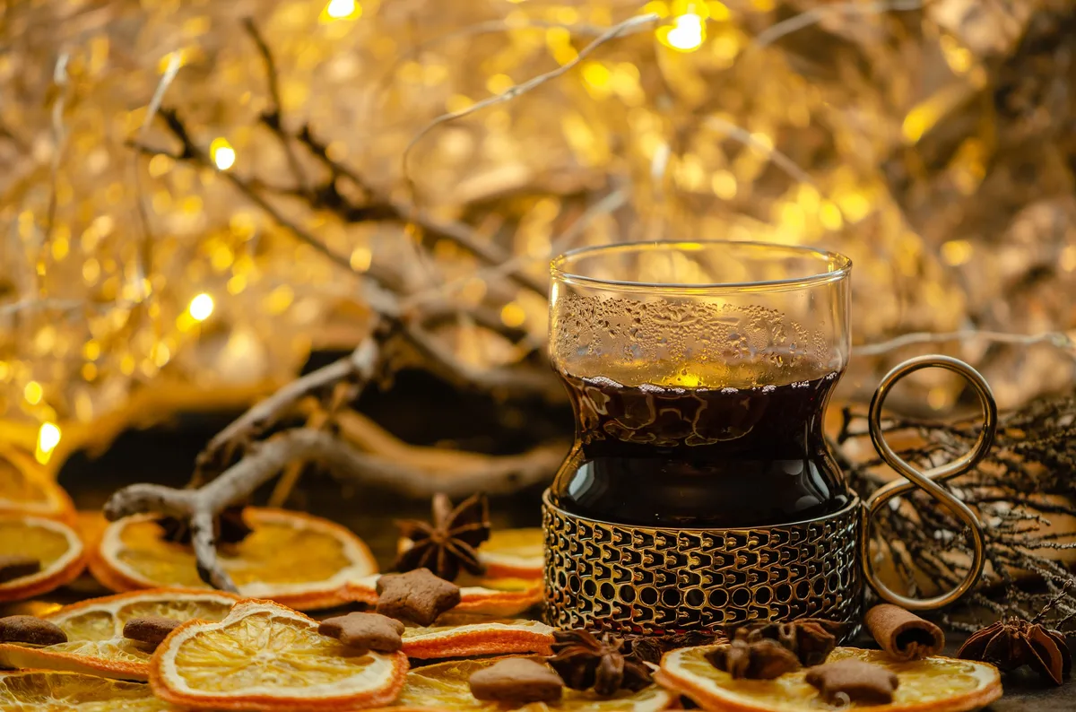 mulled-wine-g07e67f229_1920 Der Glühwein gehört zur Adventszeit einfach dazu.