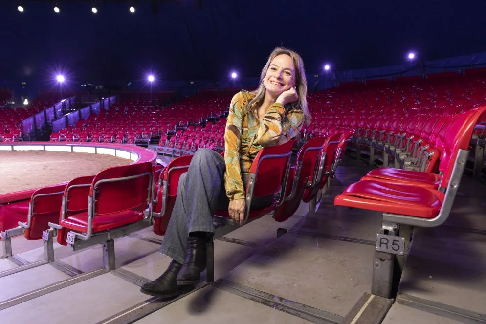 knie_resize1 Gaby Schmutz: Vom Kinderzirkus Robinson bis in den Circus Knie. , Das «Duo Full House» ist erstmals mit dem Circus Knie in der Deutschschweiz unterwegs., Proben sind für das Duo wichtig - vor allem hinischtlich künftiger Nummern.