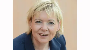 hofer_bearb_kopie Jacqueline Hofer war im Dübendorfer Parlament unter Dauerbeschuss., Daniel Griesser kandidiert neu für den Stadtrat – wenn die ausserordentliche Parteiversammlung zustimmt.