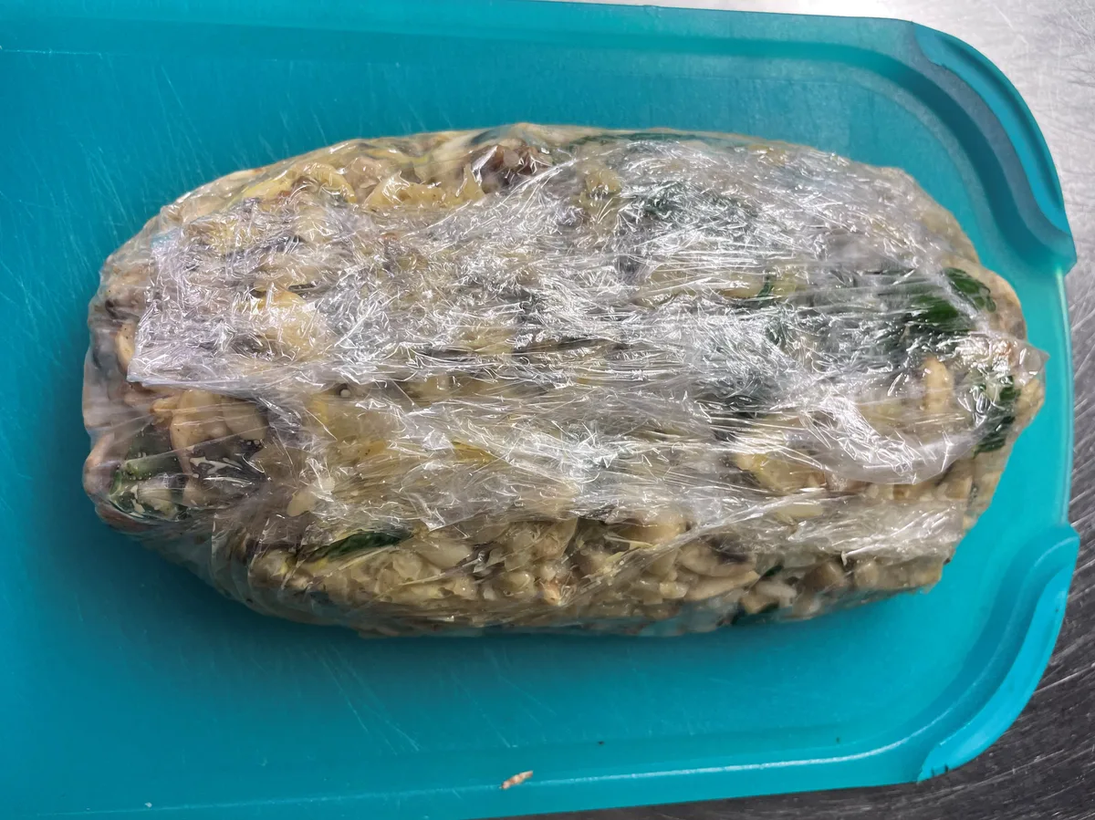 Weihnachtsdinner Rezept der Woche, veganer Braten im Teig.
