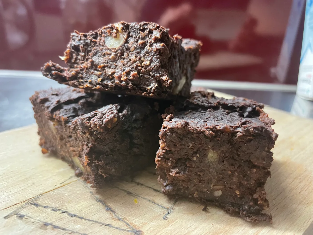 image00002 Brownies mal anders: Mit Süsskartoffeln und Hafer ermöglicht dieses Dessert ein ganz neues Geschmackserlebnis.
