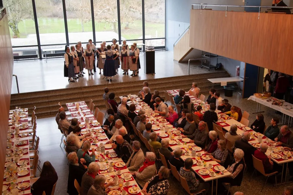 neujahr_zell2020_manukaegi_web Solche Bilder wird es Anfang 2022 nicht geben, hier eine Aufnahme vom Neujahrsbrunch 2020 in Rikon.