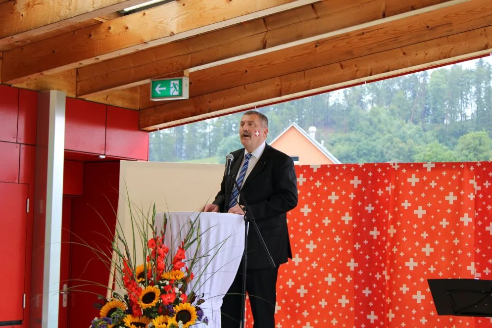 020821_1augustturbenthal_bes_3_web Der Turbenthaler Gemeindepräsident Georg Brunner an der 1.-August-Feier., Der geplante Kreisel bei der reformierten Kirche sorgte auch 2021 für viel Gesprächsstoff., Die Wilemer stimmten einem gemeinsamen Bauamt mit Turbenthal zu.