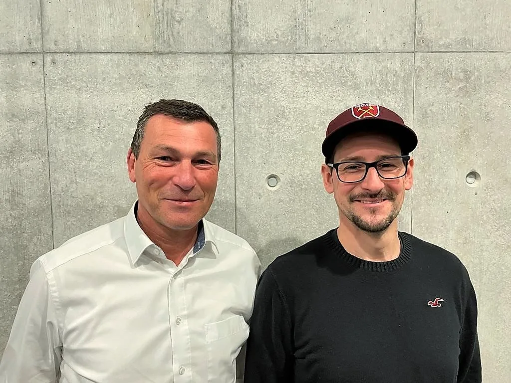 trainerduo_2022-23 Gianni Dalla Vecchia (links) ist der neue EIE-Headcoach, Christian Anderegg bleibt Assistent.