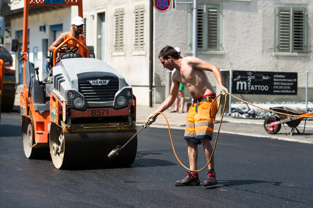 Die Brunnenwiesenstrasse wird wegen Belagsarbeiten gesperrt.