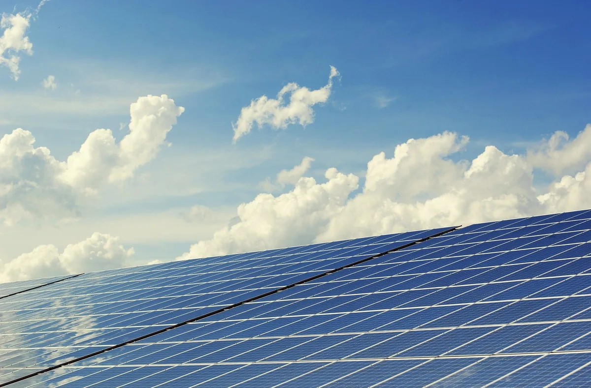 Der Stadtrat hat seine Energiestrategie mit den energiepolitischen Zielen nochmals überarbeitet.