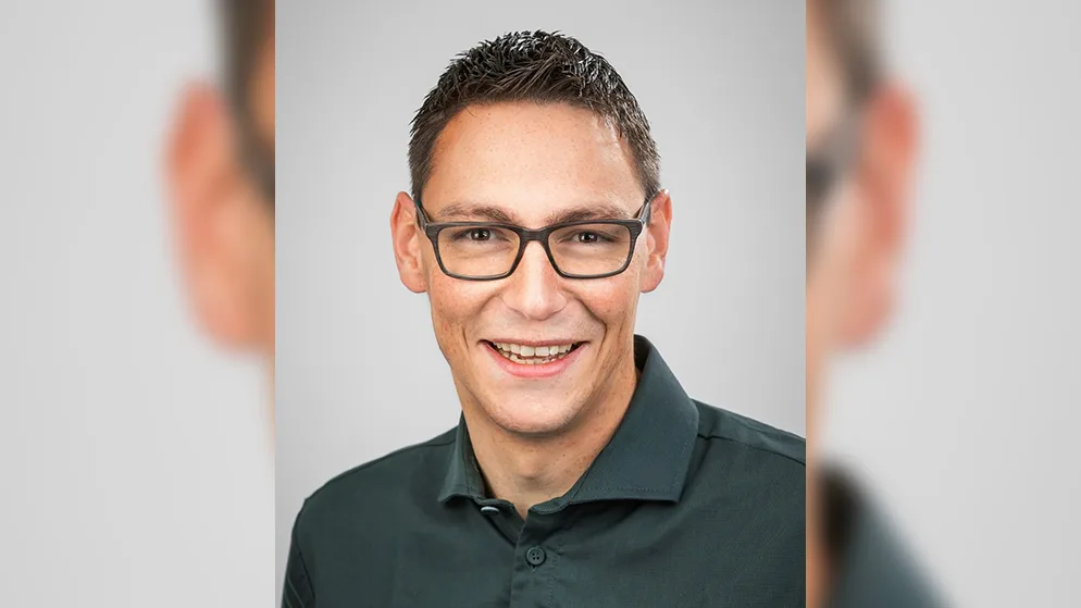 https-zueriost-ch-sites-default-files-media-2022-03-27-andreas-derrer-schule-schlatt-elsau_pd_online-jpg Der 35-jährige Andreas Derrer übernimmt ab dem 1. Juli die Leitung der Schulgemeinde Elsau-Schlatt.