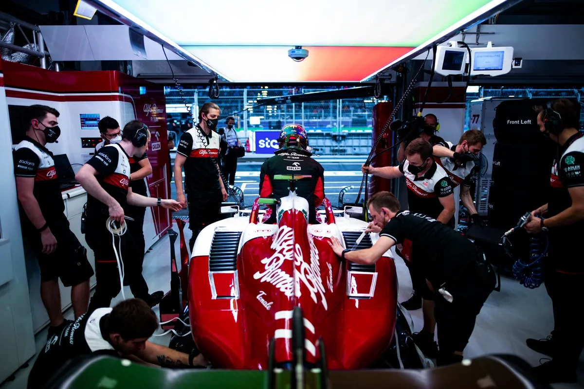 large-2022_saudi_arabian_grand_prix_-_saturday In der Garage statt im Ziel: Valtteri Bottas sah die karierte Flagge in Saudi-Arabien nicht.