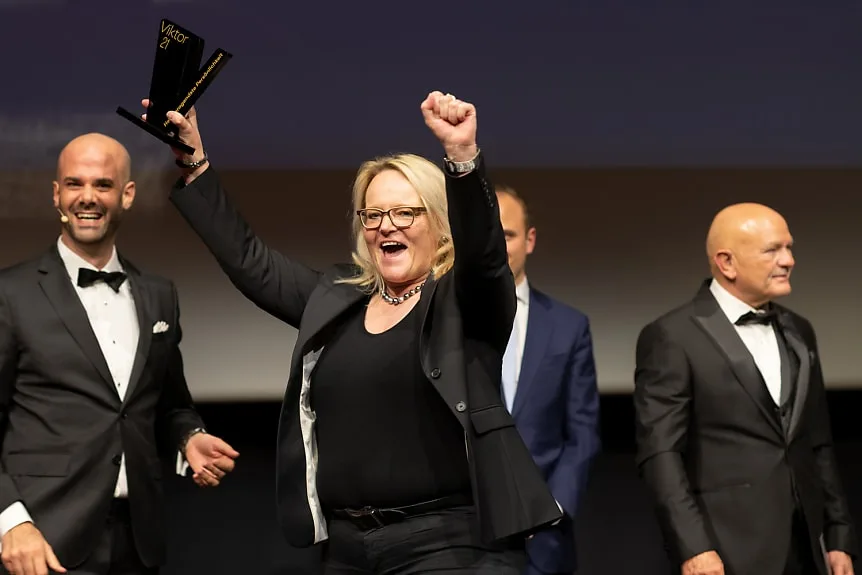 https-zueriost-ch-sites-default-files-media-2022-04-08-viktor_0029_topoyq-jpg Die Gewinnerin des Viktor Awards 2021 ist Manuela Stier aus Uster.