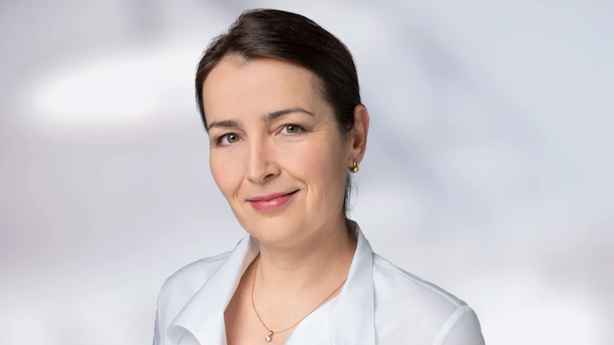 Porträtfoto von Dr. med. Manuela Otten von der Augentagesklinik Zürich Oberland in Wetzikon. 