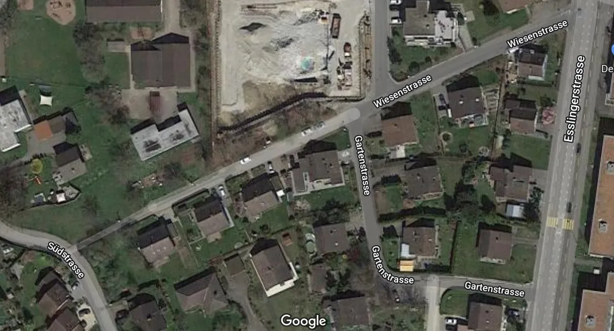 https-zueriost-ch-sites-default-files-media-2022-04-20-gartenstrasse-jpg Arbeiten an der Kanalisation: Die Gartenstrasse wird gesperrt, an der Wiesenstrasse ist mit Behinderungen zu rechnen.
