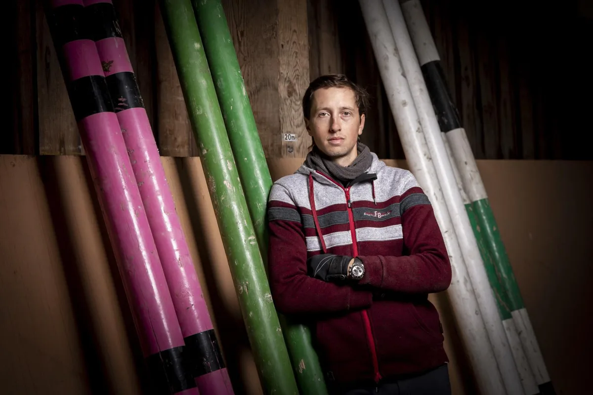 https-zueriost-ch-sites-default-files-media-2022-04-28-sport_06042020_martinfuchs_crm_4_preview-jpg Mit acht Pferden ist Martin Fuchs in Uster gemeldet. Unter Druck setzt er sich aber nicht.