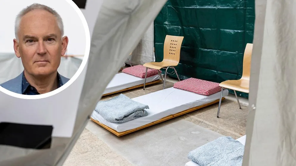 Gemeindepräsident Tobias Diener ist gerne gut vorbereitet. Die Betten sind inzwischen wieder in den Zivilschutzanlagen verstaut.