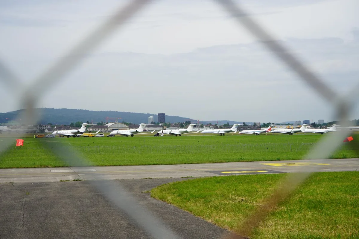 Der Flugplatz Dübendorf ist während des WEF sowohl Schengen-Aussengrenze als auch Flugzeug-Parkplatz.