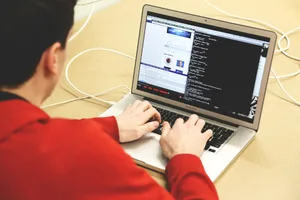 programming-g6b588659a_1920 Nicht nur Coden und Hacken: Beim Hackathon in Wetzikon kann jeder teilnehmen.