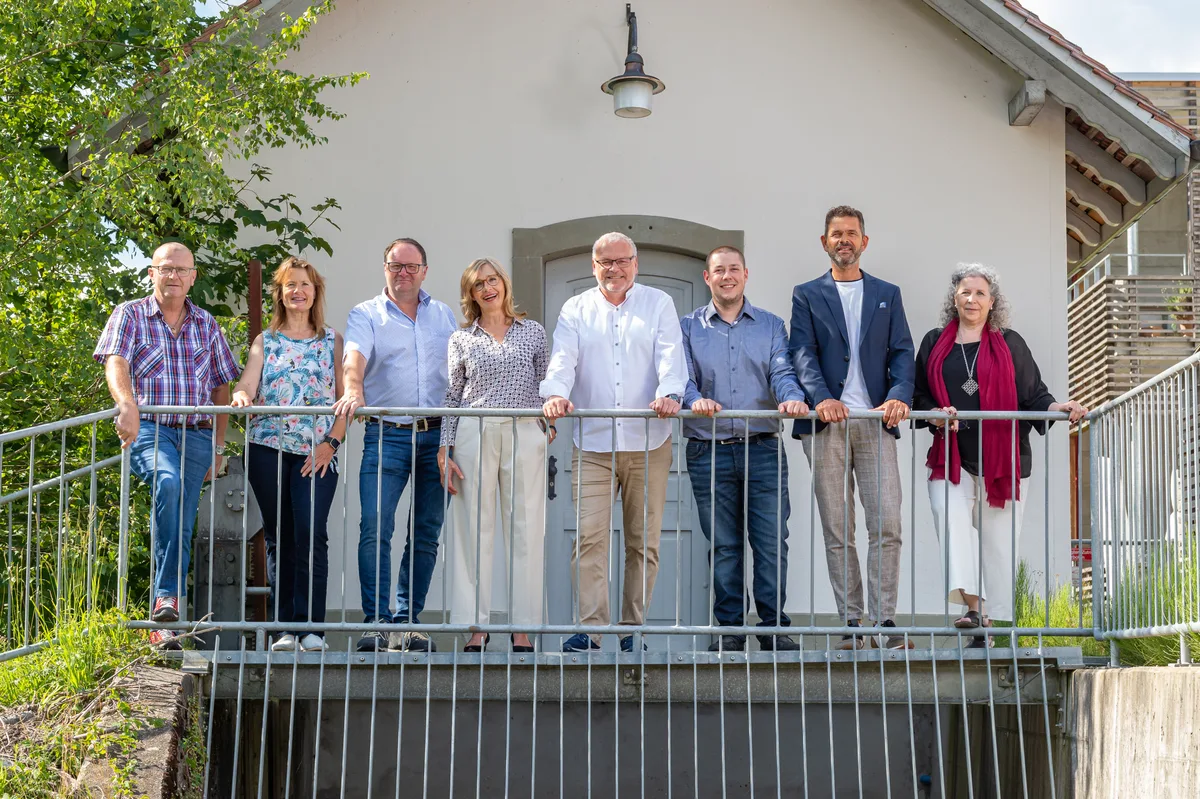 Turbenthaler Gemeinderat (v.l.): Schwender, Fenner, Fehr, Oelschlegel, Gubler, Wunderli, Schenkel (Gemeindeschreiber), Ruzicka