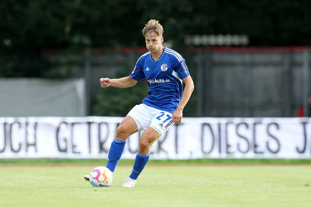 Neuerdings in Königsblau: Cédric Brunner wechselte zu Schalke 04.