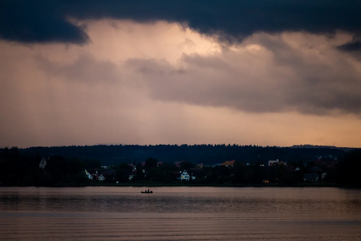 uster_07062021_drohne_crm_12 Der Mann konnte nur noch tot aus dem Greifensee geborgen werden. (Symbolfoto)