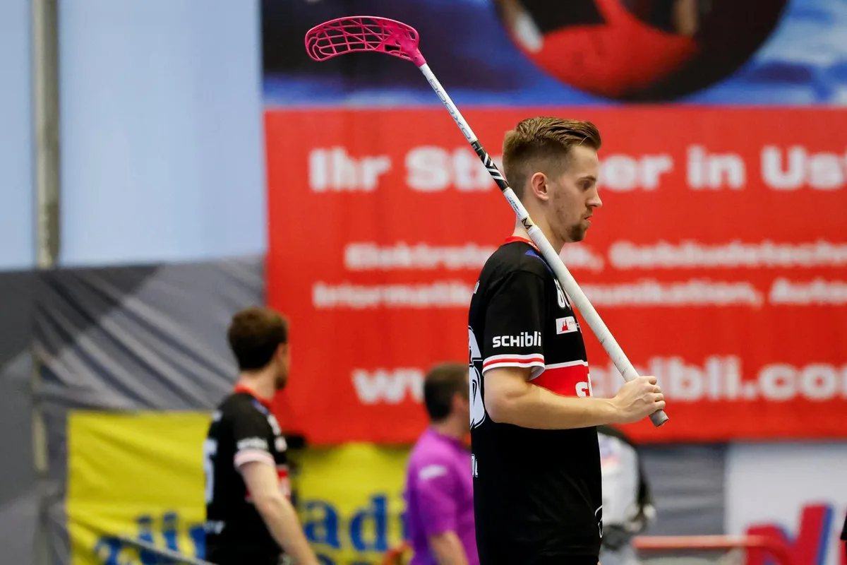 sport_12022022_uhuster_crm_08_preview Seine Tore sollten nicht zum erhofften Sieg reichen: Patrik Doza ging mit dem UHC Uster erneut als Verlierer vom Feld.