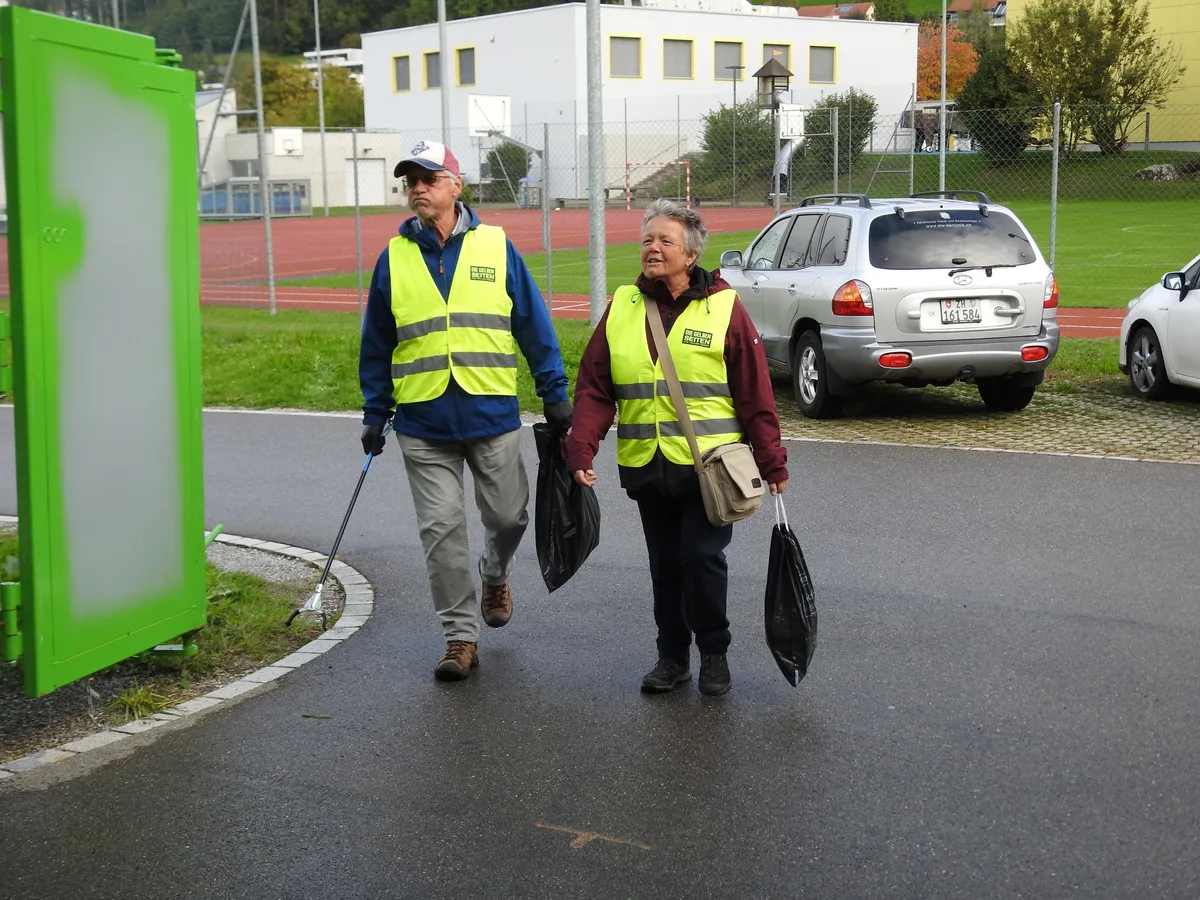 clean-up-day-5 Dieses Jahr wurde der Sammler der grössten Abfallmenge belohnt.