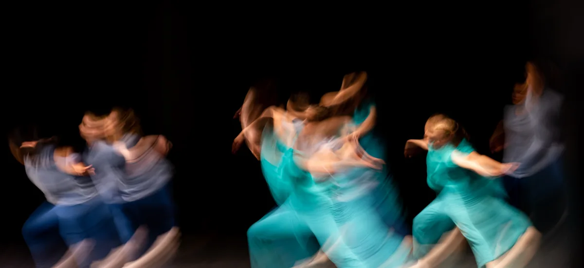 ballettschule-tanzen-vorfuehrung-uster-crm-18 Die Programmation von Inhalten wird für Veranstalter immer schwieriger (Archivfoto)., Regionale Institutionen müssen verstärkt Verantwortung übernehmen, welche Shows und Inhalte sie zeigen und welche bewusst nicht., Kürzlich sorgte die abgesagte Veranstaltung eines umstrittenen Filmemachers im Stadthofsaal Uster für Aufsehen., Derselbe serbische Filmemacher hat hier vor einem Jahr bereits eine Veranstaltung durchgeführt - und sorgte für einen Skandal., Auch in Rüti wurde es jüngst heikel: In dieser Pfadihütte fand im Juni ein Konzert statt, das Rechtsextremisten besuchten.