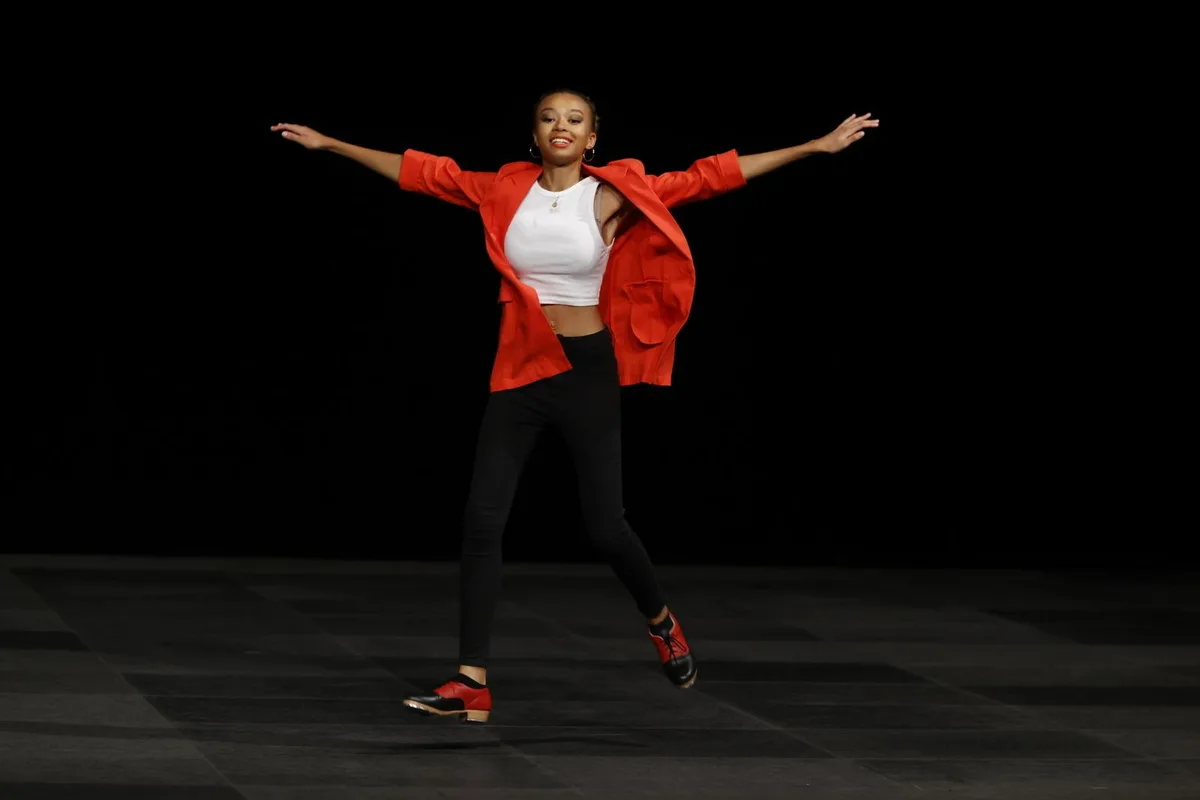 Mila Martic liebt es, vor Publikum zu tanzen. , Kurz vor der Vorführung steigt der Druck..., ... doch wenn sie auf der Bühne ist, fällt alles von ihr ab.