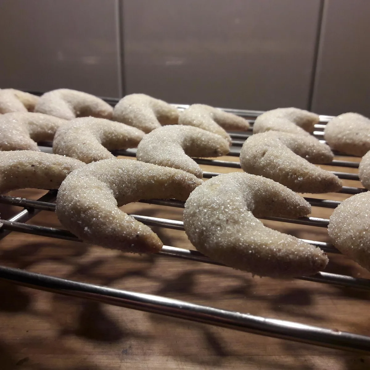 https-zueriost-ch-sites-default-files-media-2022-12-05-cookies-4876638_1920-jpg Diese veganen Vanillegipfeli kann man fast nicht von gewöhnlichen unterscheiden.
