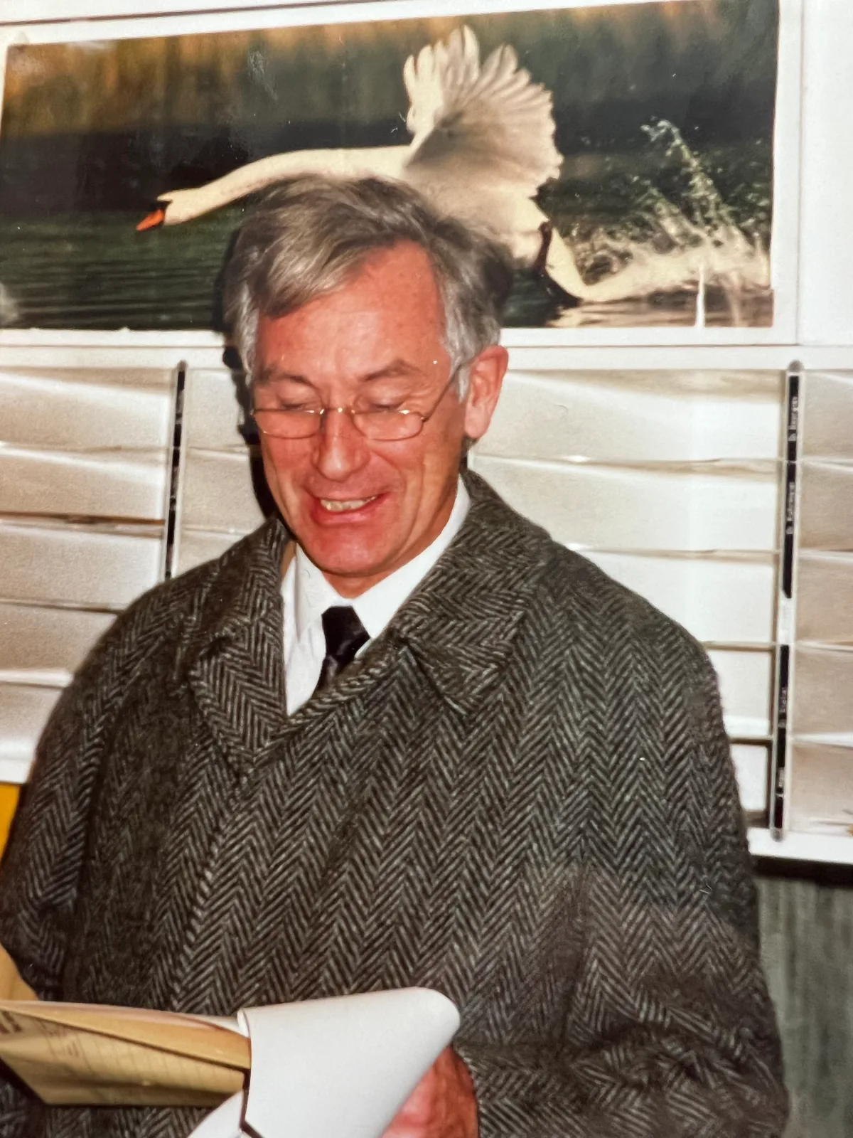 https-zueriost-ch-sites-default-files-media-2022-12-05-stahel-jpg Ruedi Stahel verstarb im Alter von 89 Jahren.