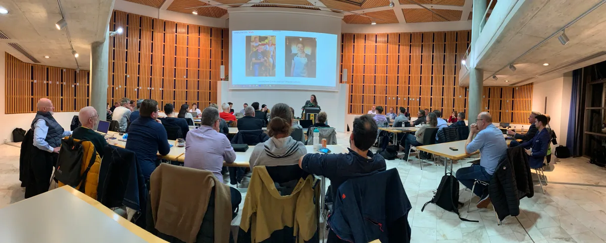 Das Parlament Wetzikon tagt im Saal des Stadthauses.