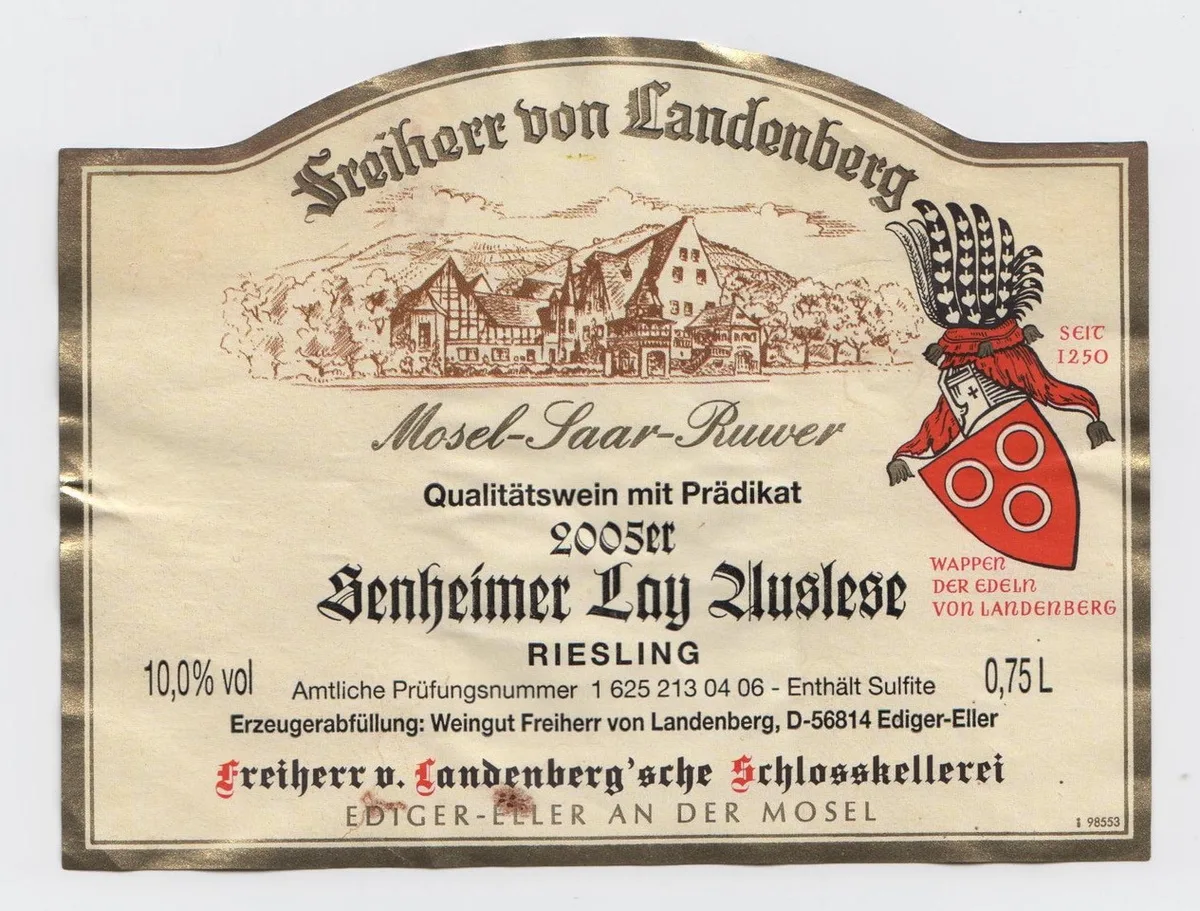 Eine Weinetikette mit dem Wappen der Edlen von Landenberg.