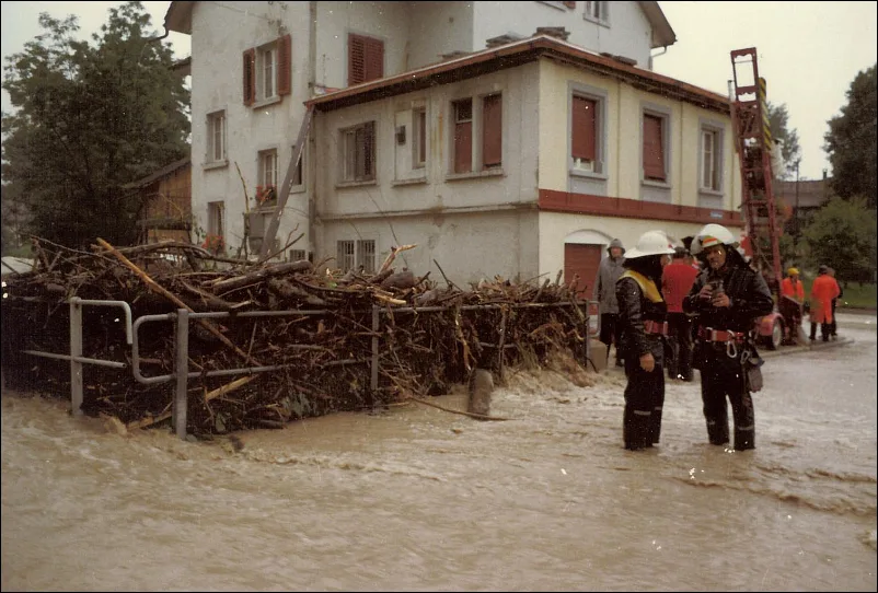 10. August 1984 Flut in Wetzikon Bahnhofstrasse, Ochsenplatz, Talhof Kempten.