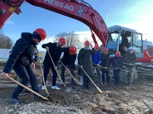 Spatenstich am 16. Januar 2026 für Wohnüberbauung Altersdurchmischtes Wohnen im Ortsteil Sack von Seegräben, Projekt der Baugenossenschaft WSGZ Spatenstich am 16. Januar 2026 für Wohnüberbauung Altersdurchmischtes Wohnen im Ortsteil Sack von Seegräben, Projekt der Baugenossenschaft WSGZ
