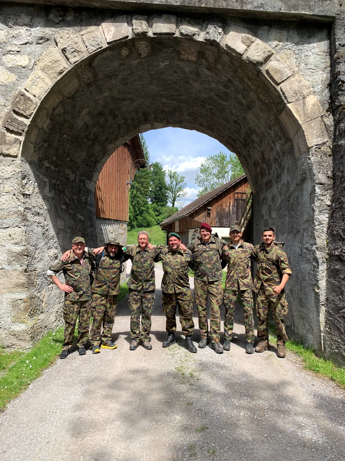 Die «Gossauer» und die «Tösstaler» Patrouillen vereint in Grüningen.