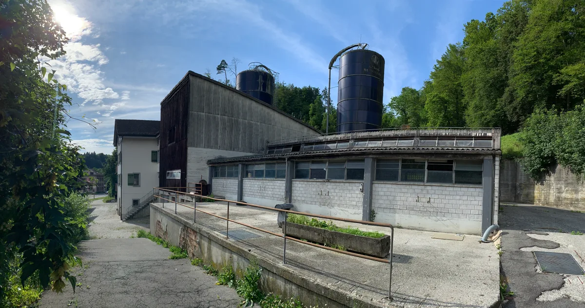 Blick auf den ehemaligen Bauernhof in Aathal. 
