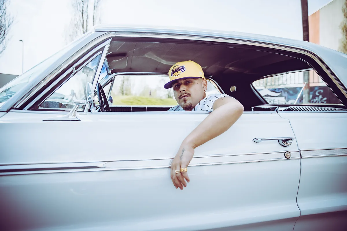 EAZ macht Song mit US-Rapper Snoop Dogg EAZ macht Song mit US-Rapper Snoop Dogg