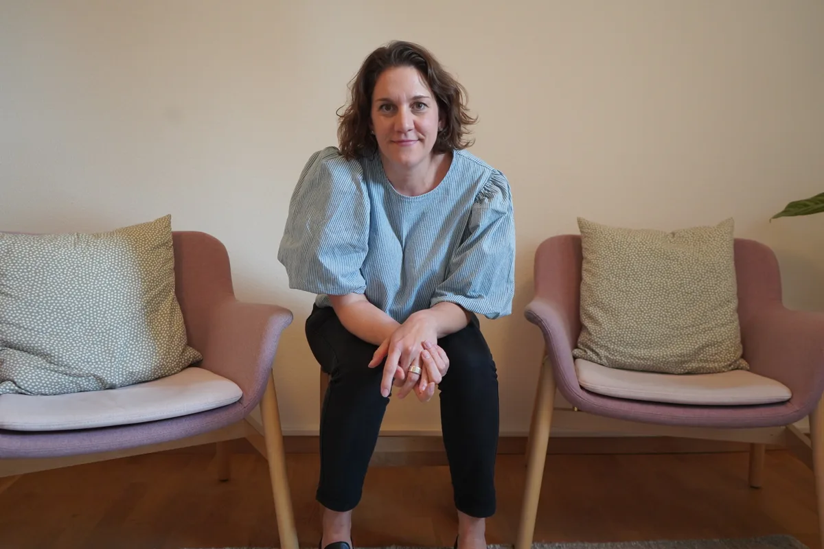 Larissa Weile hilft Paaren, ihre Streitigkeiten beizulegen.