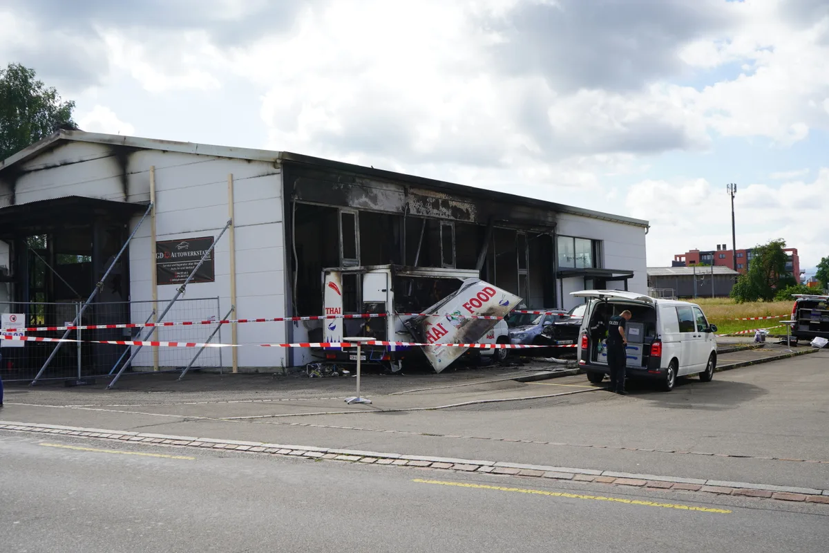 Beim Brand an der Motorenstrasse entstand ein Sachschaden in Höhe von mehreren hunderttausend Franken.