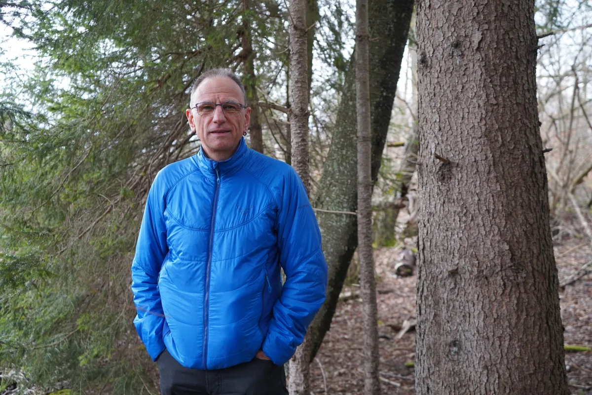 Die Amphibienwanderung findet jedes Jahr im Frühling statt. Auch im Oberland gibt es wichtige Laichplätze.