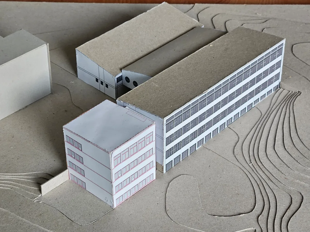 30834115-1 Der Kredit wurde bewilligt – so könnte der Erweiterungsbau für die Schulanlage Breiti in Turbenthal aussehen.