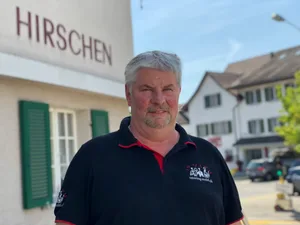 Heinz Rüegg ist der neue Pächter des Gasthof Hirschen in Hinwil. Heinz Rüegg ist der neue Pächter des Gasthof Hirschen in Hinwil.