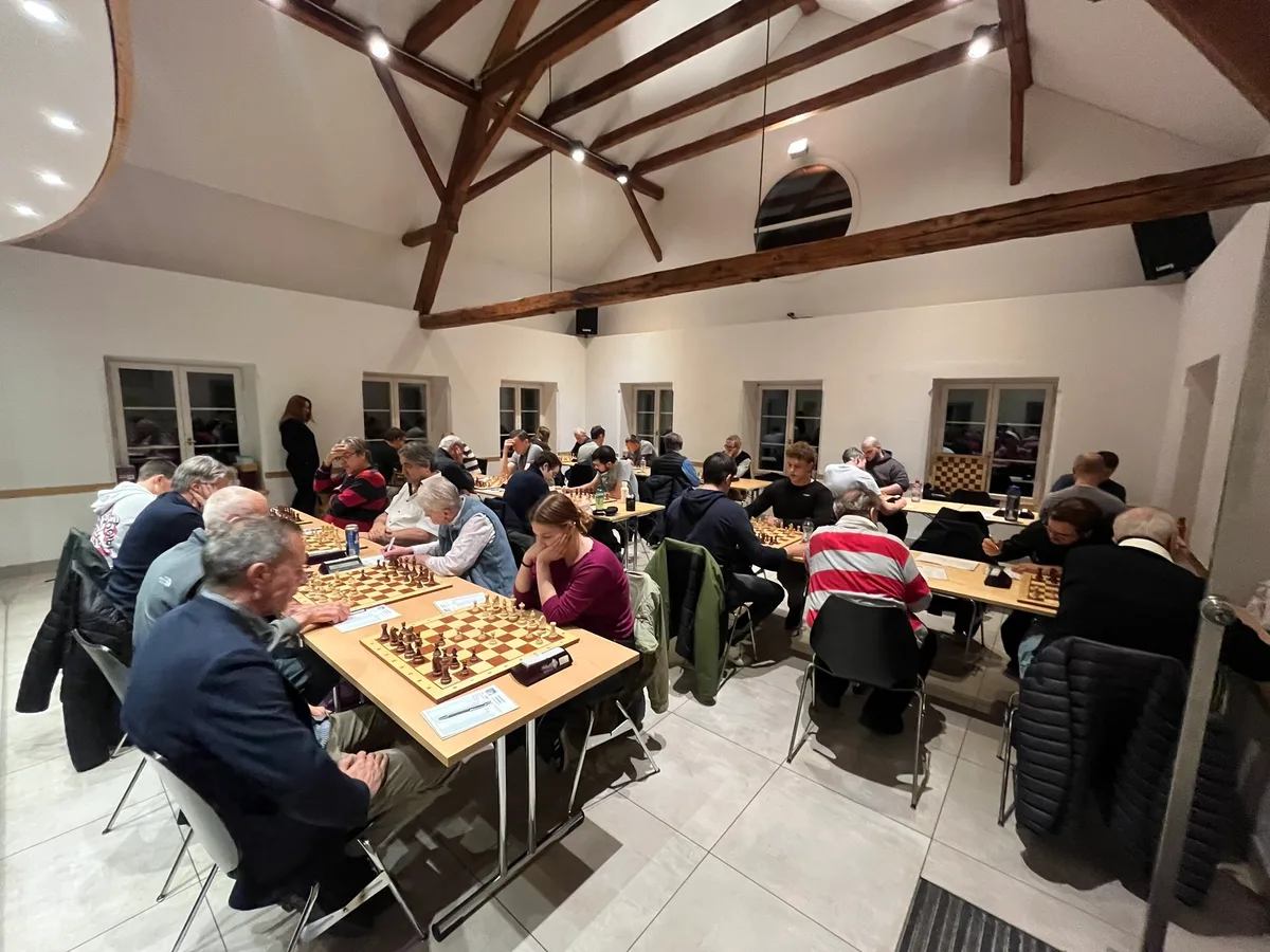 Ein Bild vom November 2024, anlässlich der Zürcher Mannschaftsmeisterschaft. Schachclub Dübendorf.
