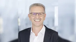 11819464-1 Karsten Boden wird neuer Pflegedirektor im Spital Uster.