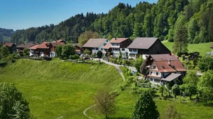 Hohe Nachfrage. kleines Angebot: Die Preise für Einfamilienhäuser steigen weiter. Hohe Nachfrage. kleines Angebot: Die Preise für Einfamilienhäuser steigen weiter.
