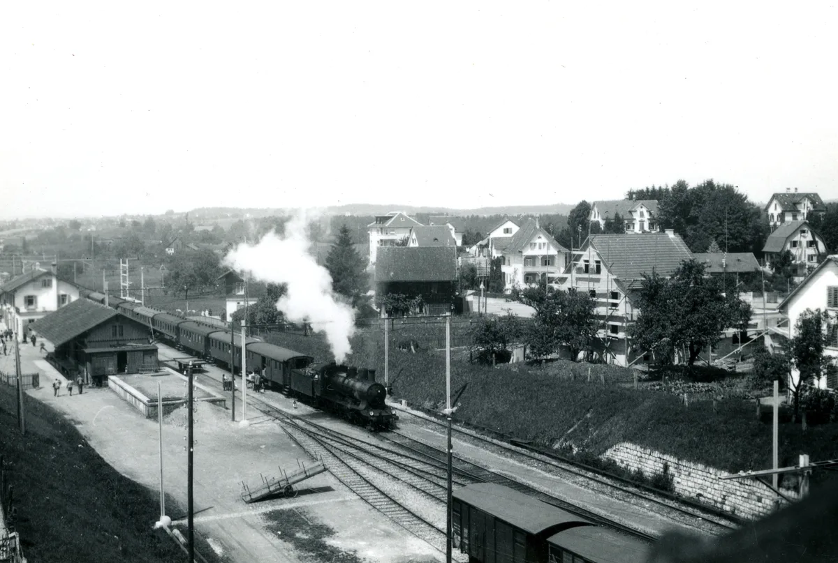 Bahnhof Dübendorf im Jahr 1932.