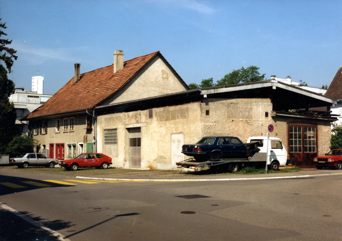Das ehemalige Kino Ad Astra in Dübendorf. Foto aus dem Jahr 1988.