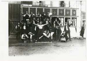 Der Turnverein Dübendorf im Jahr 1921. Ein Jahr später ist die Männerriege gegründet worden. Der Turnverein Dübendorf im Jahr 1921. Ein Jahr später ist die Männerriege gegründet worden.