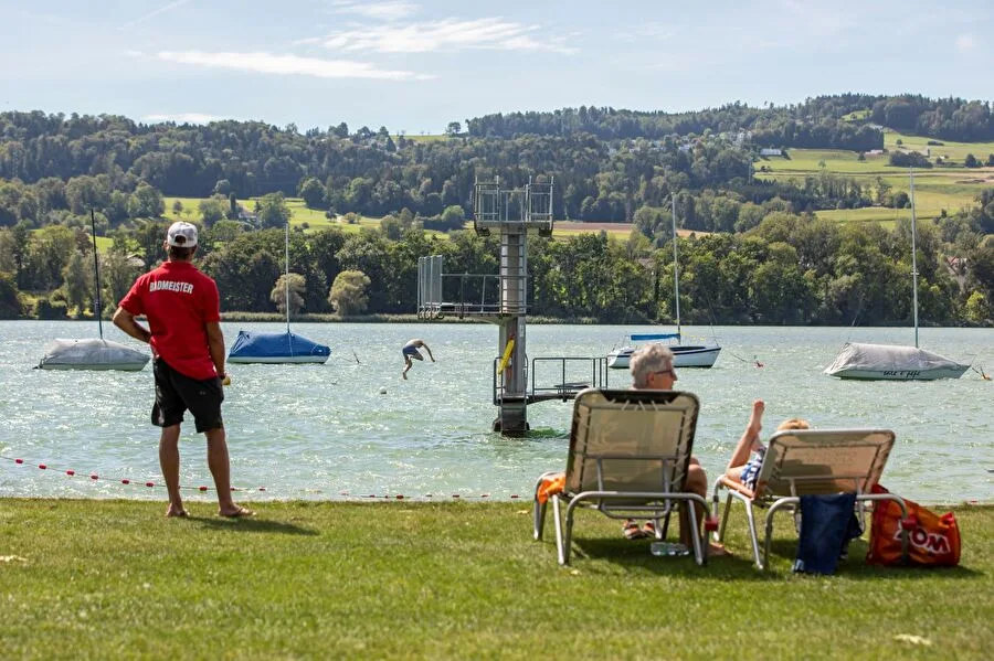 Das Strandbad selbst bleibt wie gewohnt geöffnet, und das Wasser in den Schwimmbecken sowie in den Duschen ist nicht betroffen. Das Strandbad selbst bleibt wie gewohnt geöffnet, und das Wasser in den Schwimmbecken sowie in den Duschen ist nicht betroffen.